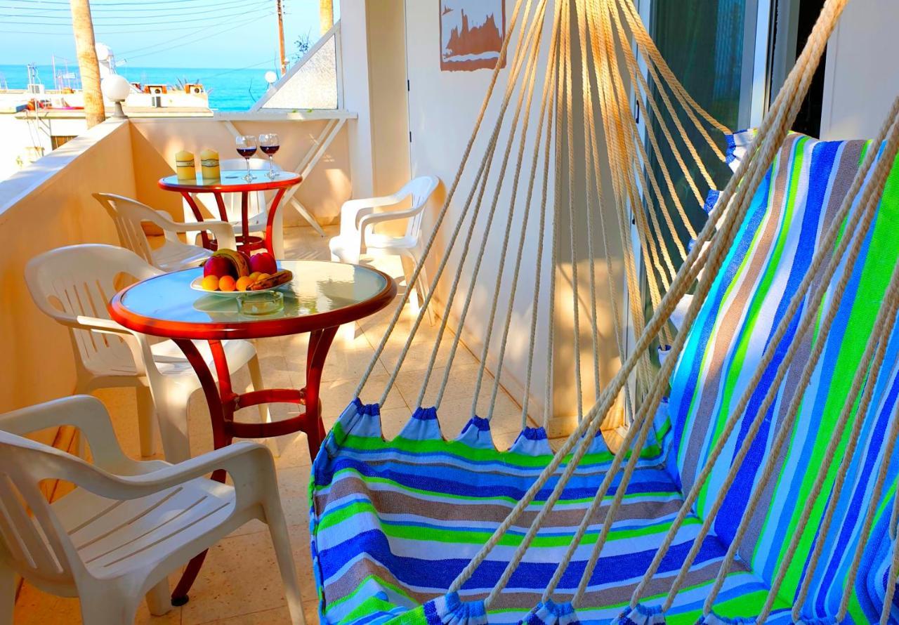 Astrofegia Apartments Near The Sea Agia Marina  外观 照片