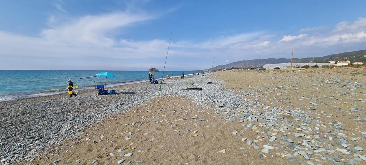 Astrofegia Apartments Near The Sea Agia Marina  外观 照片