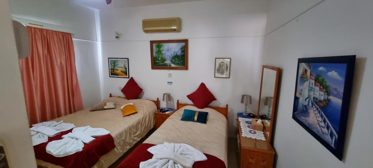 Astrofegia Apartments Near The Sea Agia Marina  外观 照片