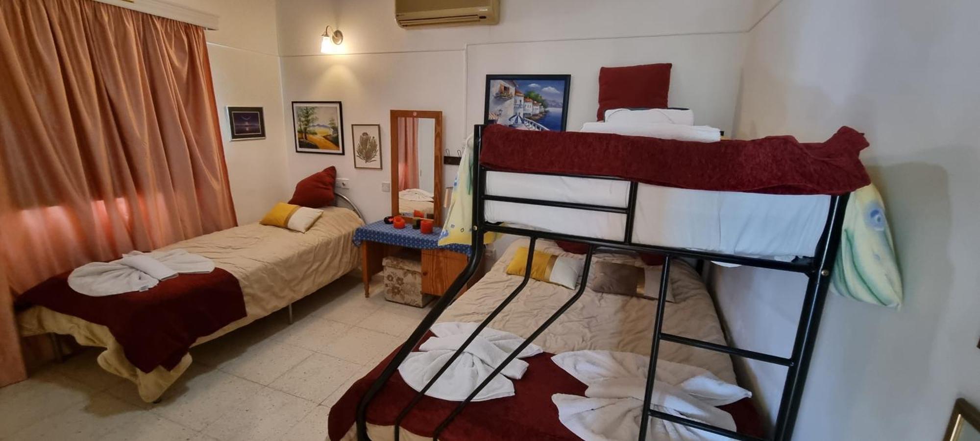 Astrofegia Apartments Near The Sea Agia Marina  外观 照片